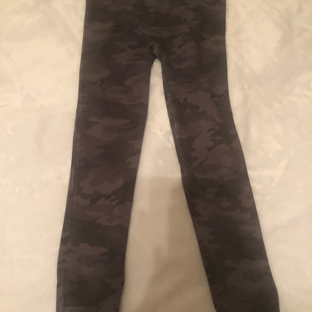 Camo spank leggings